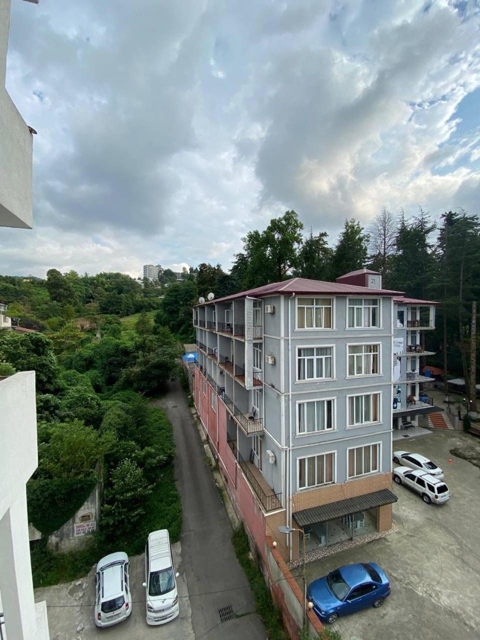 Стильная Квартирка У Моря Batoumi Extérieur photo